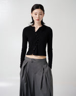 CURVED BUTTON KNIT